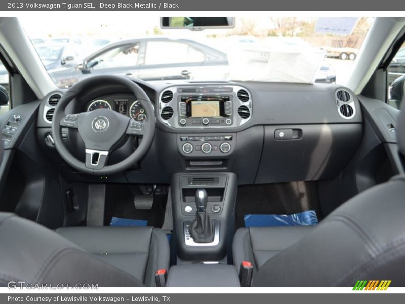 Deep Black Metallic / Black 2013 Volkswagen Tiguan SEL