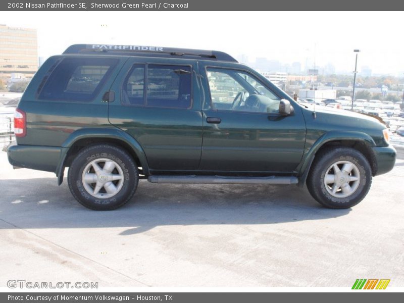 Sherwood Green Pearl / Charcoal 2002 Nissan Pathfinder SE