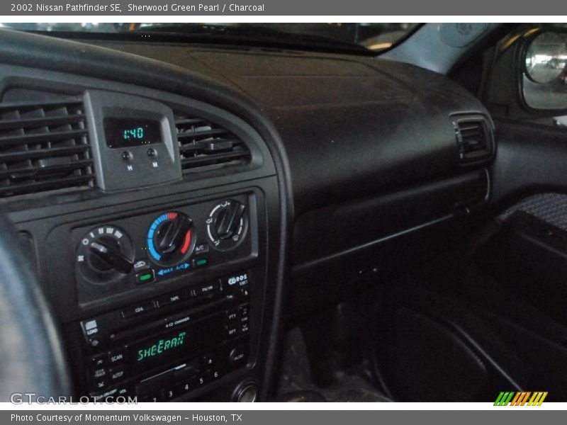 Sherwood Green Pearl / Charcoal 2002 Nissan Pathfinder SE