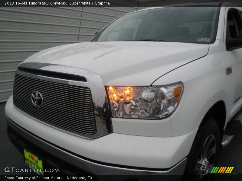 Super White / Graphite 2013 Toyota Tundra SR5 CrewMax