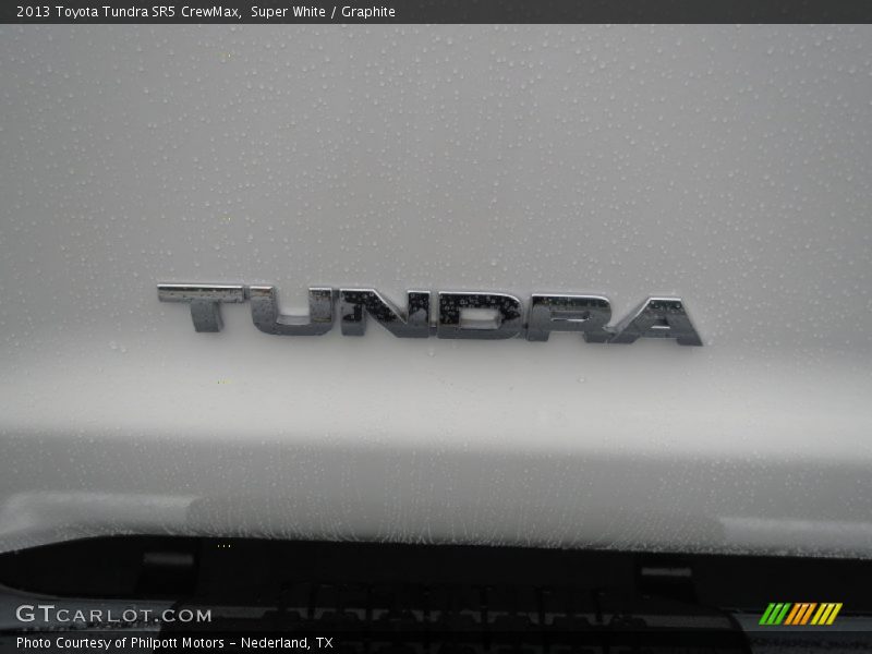 Super White / Graphite 2013 Toyota Tundra SR5 CrewMax