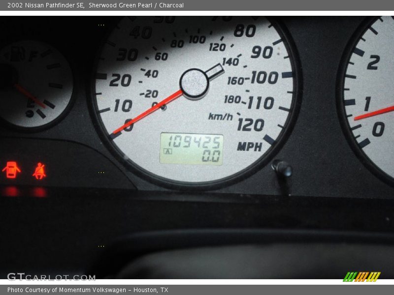 Sherwood Green Pearl / Charcoal 2002 Nissan Pathfinder SE