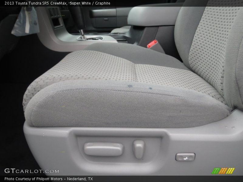 Super White / Graphite 2013 Toyota Tundra SR5 CrewMax