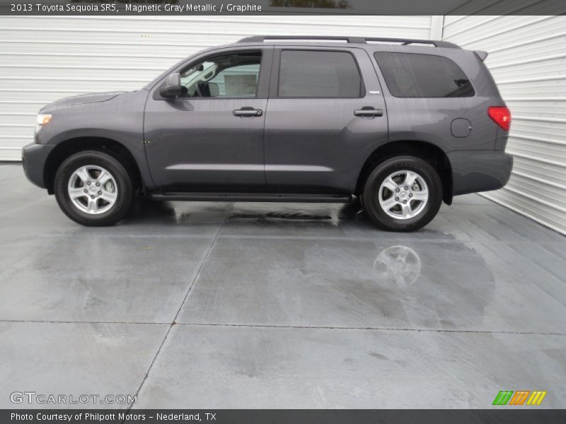 Magnetic Gray Metallic / Graphite 2013 Toyota Sequoia SR5
