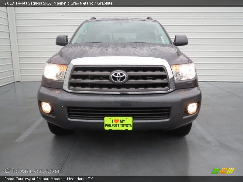 Magnetic Gray Metallic / Graphite 2013 Toyota Sequoia SR5
