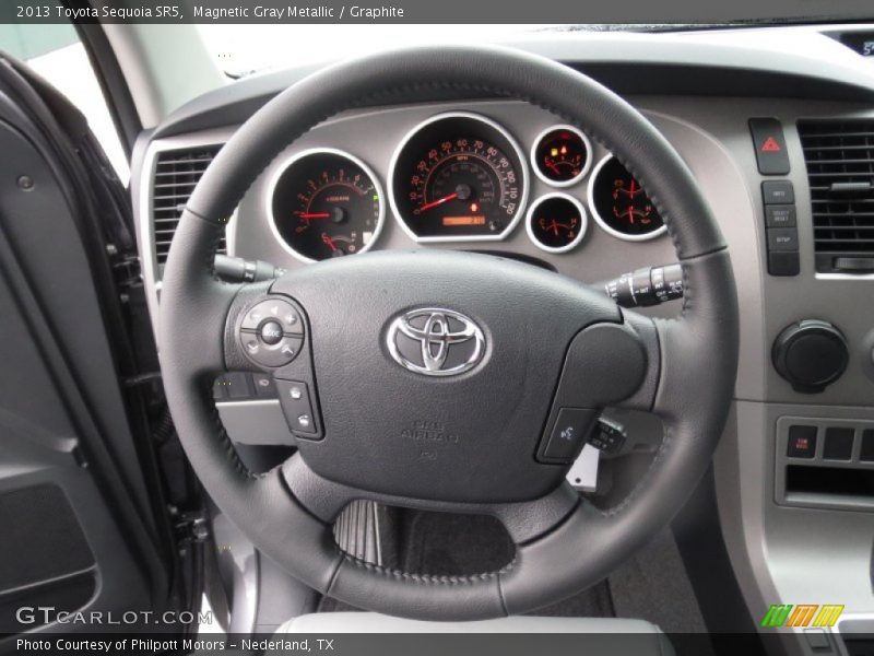 Magnetic Gray Metallic / Graphite 2013 Toyota Sequoia SR5