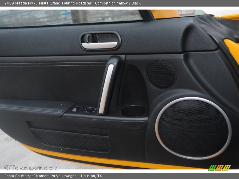 Door Panel of 2009 MX-5 Miata Grand Touring Roadster