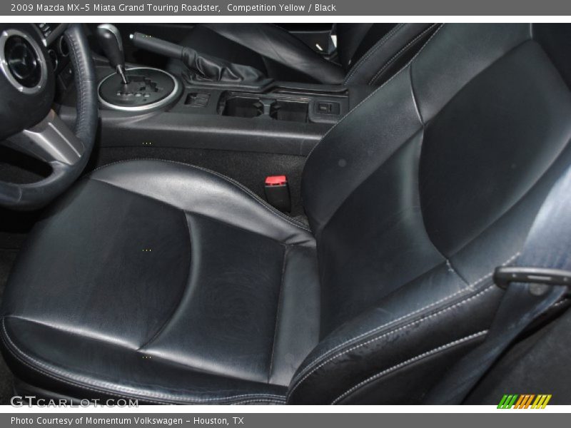 Front Seat of 2009 MX-5 Miata Grand Touring Roadster
