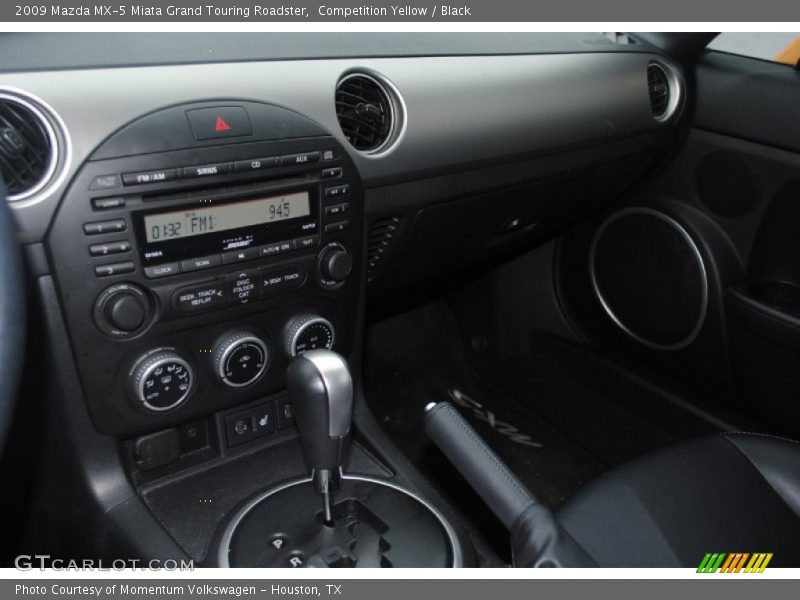Dashboard of 2009 MX-5 Miata Grand Touring Roadster
