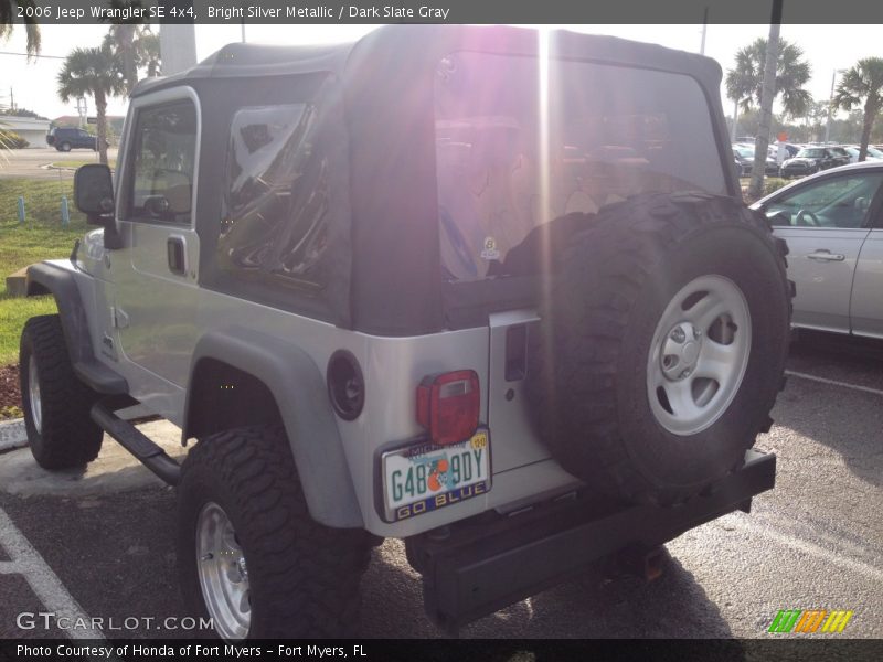 Bright Silver Metallic / Dark Slate Gray 2006 Jeep Wrangler SE 4x4