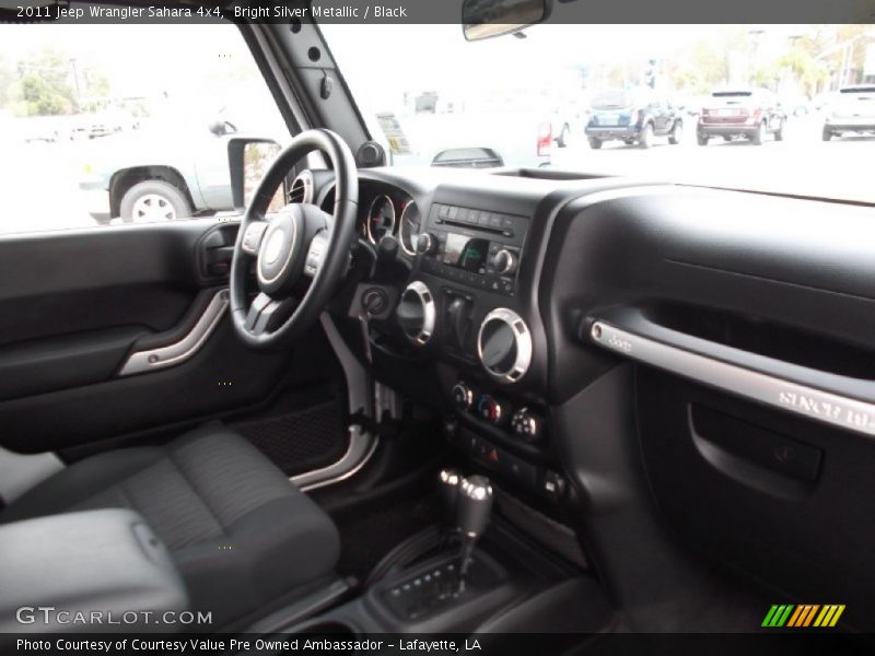 Bright Silver Metallic / Black 2011 Jeep Wrangler Sahara 4x4