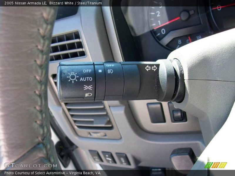 Blizzard White / Steel/Titanium 2005 Nissan Armada LE