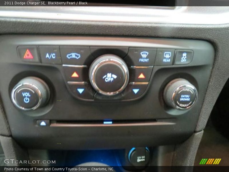 Blackberry Pearl / Black 2011 Dodge Charger SE
