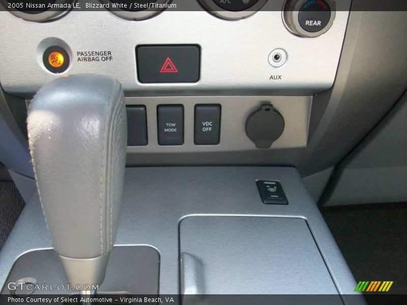 Blizzard White / Steel/Titanium 2005 Nissan Armada LE