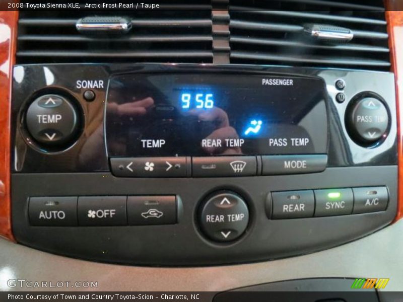 Arctic Frost Pearl / Taupe 2008 Toyota Sienna XLE