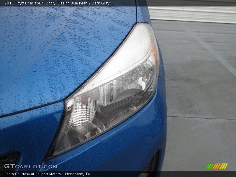 Blazing Blue Pearl / Dark Gray 2013 Toyota Yaris SE 5 Door