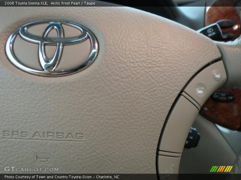 Arctic Frost Pearl / Taupe 2008 Toyota Sienna XLE