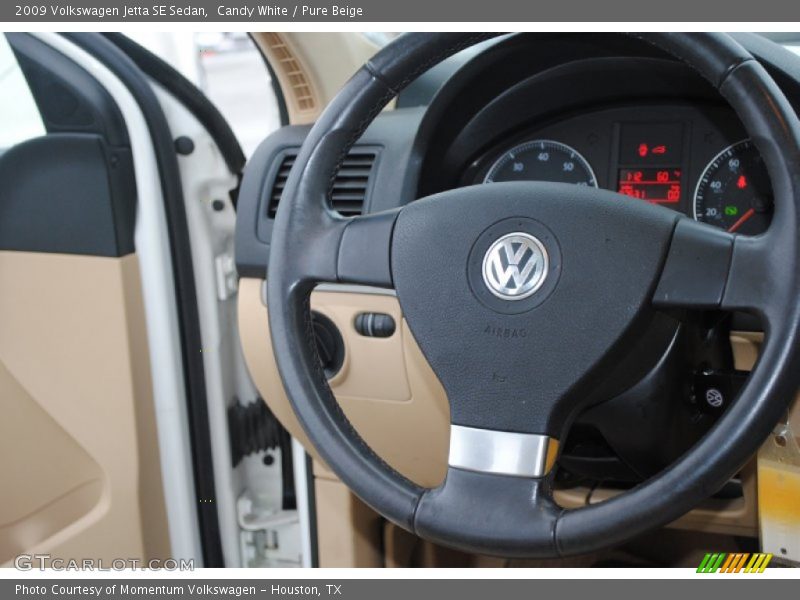 Candy White / Pure Beige 2009 Volkswagen Jetta SE Sedan