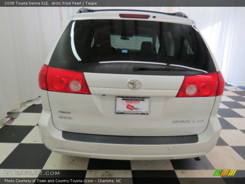 Arctic Frost Pearl / Taupe 2008 Toyota Sienna XLE