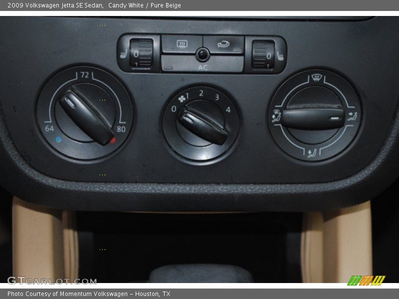 Candy White / Pure Beige 2009 Volkswagen Jetta SE Sedan