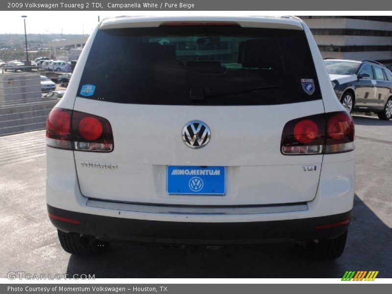 Campanella White / Pure Beige 2009 Volkswagen Touareg 2 TDI