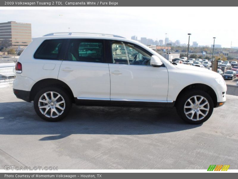 Campanella White / Pure Beige 2009 Volkswagen Touareg 2 TDI