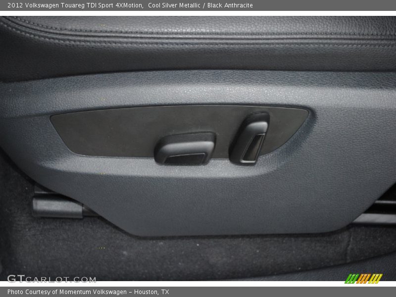 Cool Silver Metallic / Black Anthracite 2012 Volkswagen Touareg TDI Sport 4XMotion