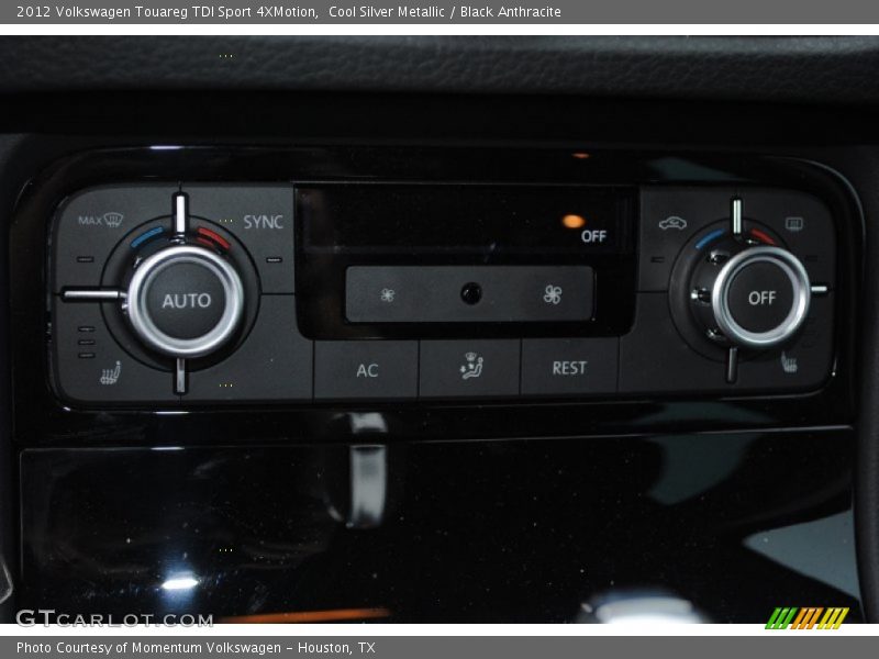 Cool Silver Metallic / Black Anthracite 2012 Volkswagen Touareg TDI Sport 4XMotion