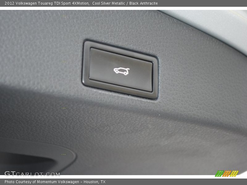 Cool Silver Metallic / Black Anthracite 2012 Volkswagen Touareg TDI Sport 4XMotion
