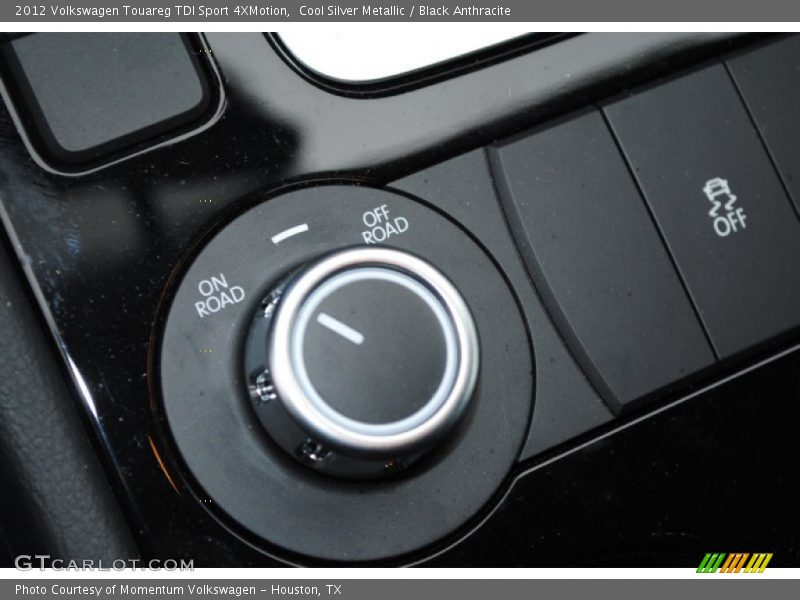 Cool Silver Metallic / Black Anthracite 2012 Volkswagen Touareg TDI Sport 4XMotion
