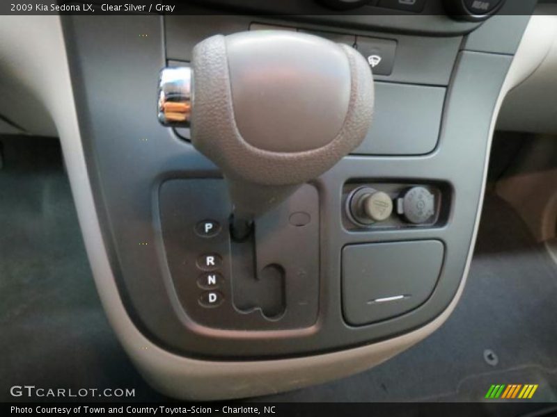 Clear Silver / Gray 2009 Kia Sedona LX