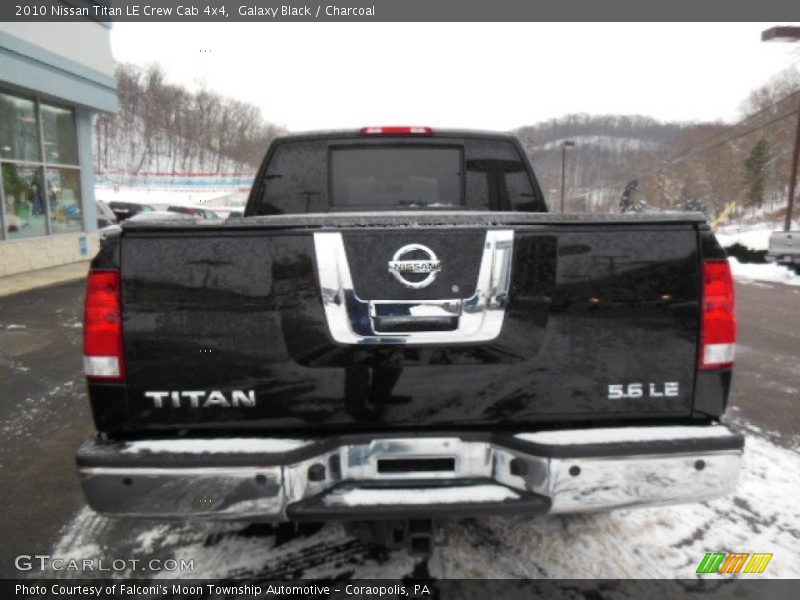 Galaxy Black / Charcoal 2010 Nissan Titan LE Crew Cab 4x4