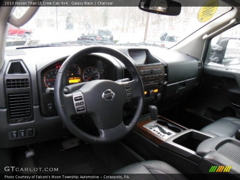 Galaxy Black / Charcoal 2010 Nissan Titan LE Crew Cab 4x4