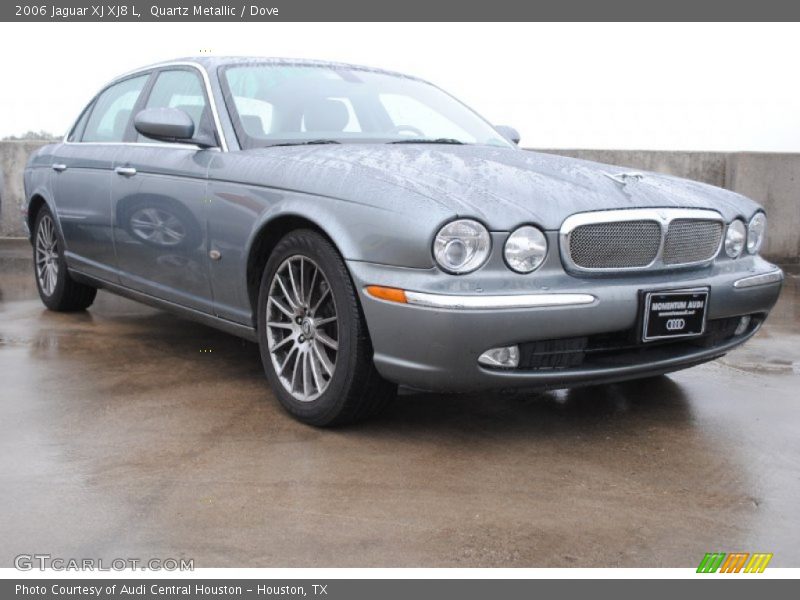 Quartz Metallic / Dove 2006 Jaguar XJ XJ8 L