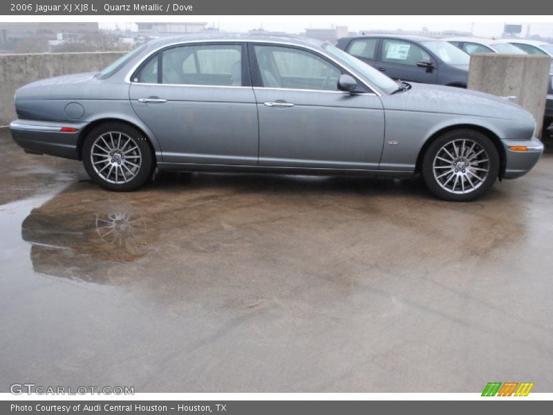 Quartz Metallic / Dove 2006 Jaguar XJ XJ8 L