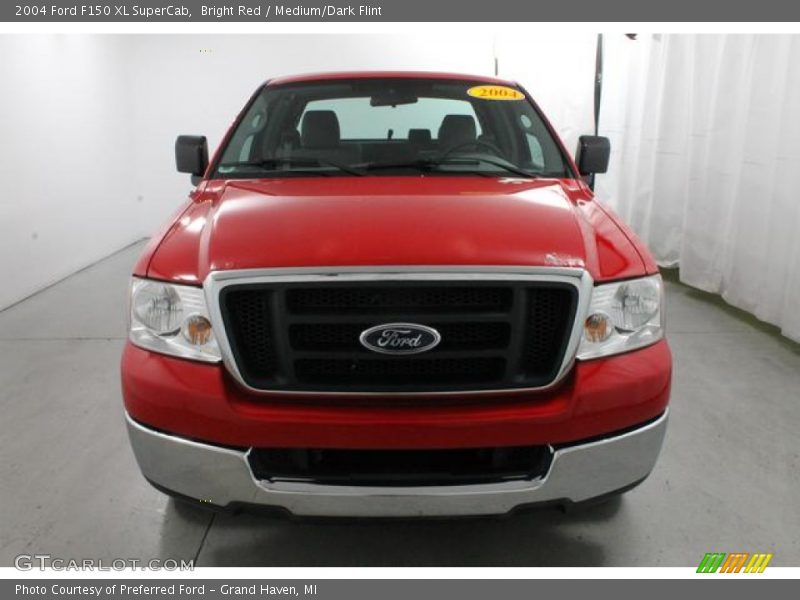 Bright Red / Medium/Dark Flint 2004 Ford F150 XL SuperCab