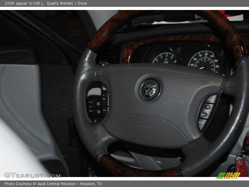 Quartz Metallic / Dove 2006 Jaguar XJ XJ8 L