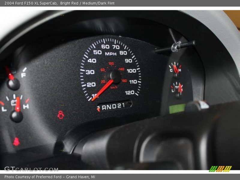 Bright Red / Medium/Dark Flint 2004 Ford F150 XL SuperCab