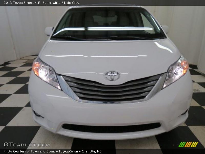 Super White / Light Gray 2013 Toyota Sienna XLE