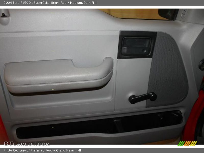 Bright Red / Medium/Dark Flint 2004 Ford F150 XL SuperCab