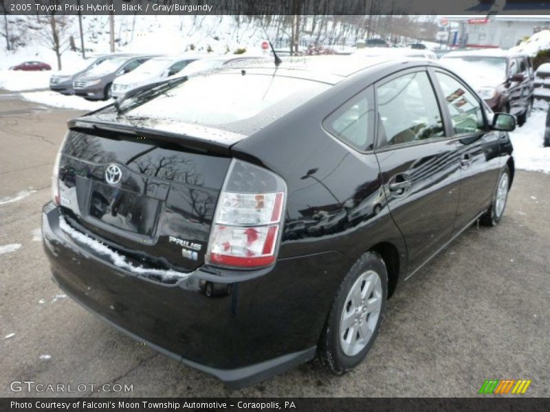 Black / Gray/Burgundy 2005 Toyota Prius Hybrid