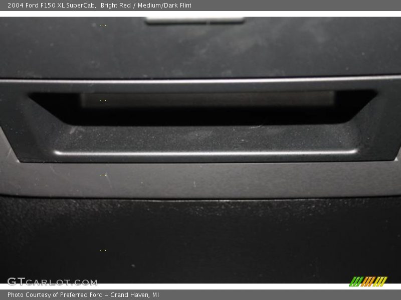 Bright Red / Medium/Dark Flint 2004 Ford F150 XL SuperCab
