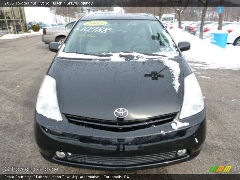 Black / Gray/Burgundy 2005 Toyota Prius Hybrid