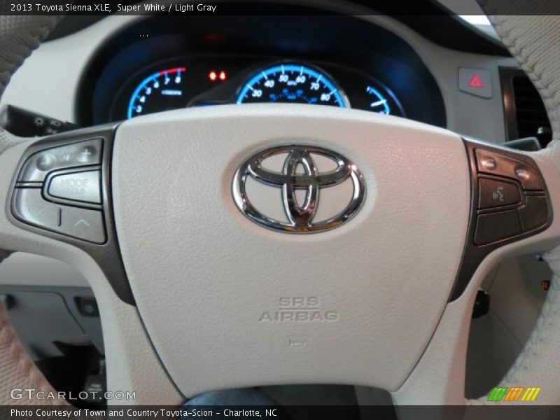 Super White / Light Gray 2013 Toyota Sienna XLE