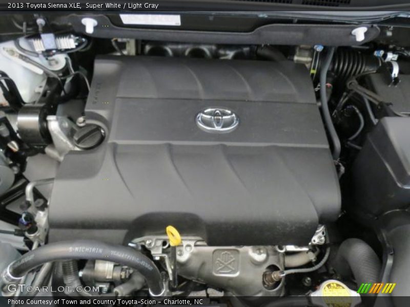 Super White / Light Gray 2013 Toyota Sienna XLE