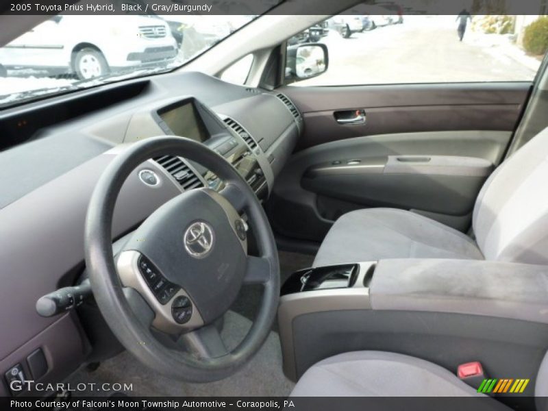 Black / Gray/Burgundy 2005 Toyota Prius Hybrid