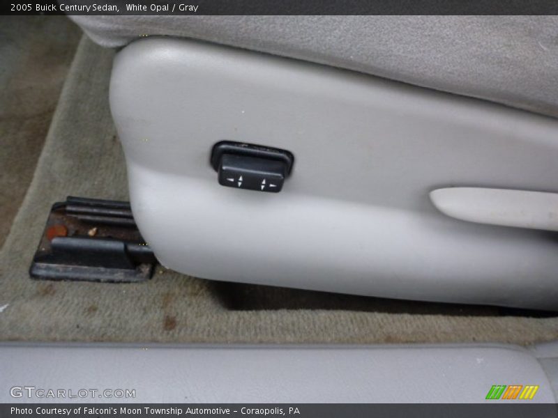White Opal / Gray 2005 Buick Century Sedan