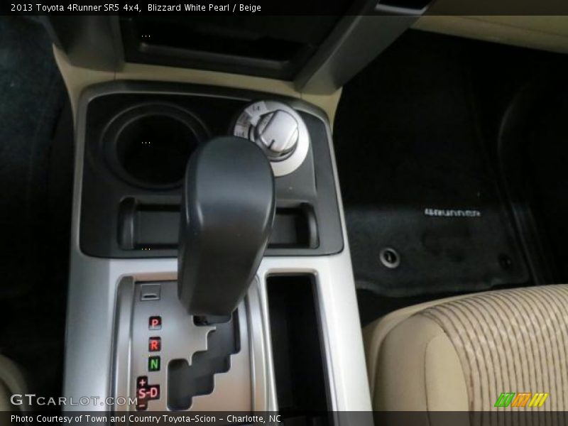 Blizzard White Pearl / Beige 2013 Toyota 4Runner SR5 4x4