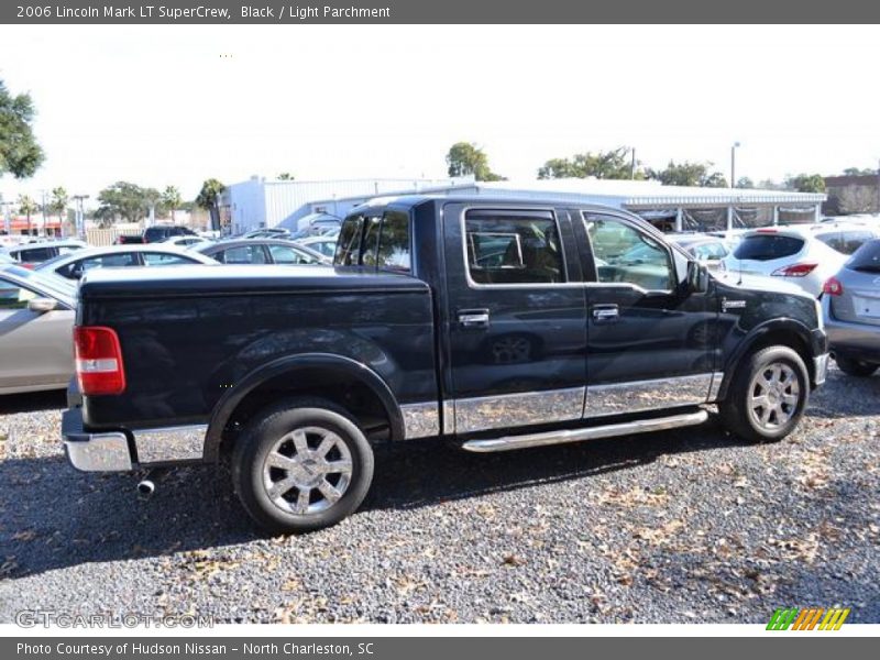Black / Light Parchment 2006 Lincoln Mark LT SuperCrew