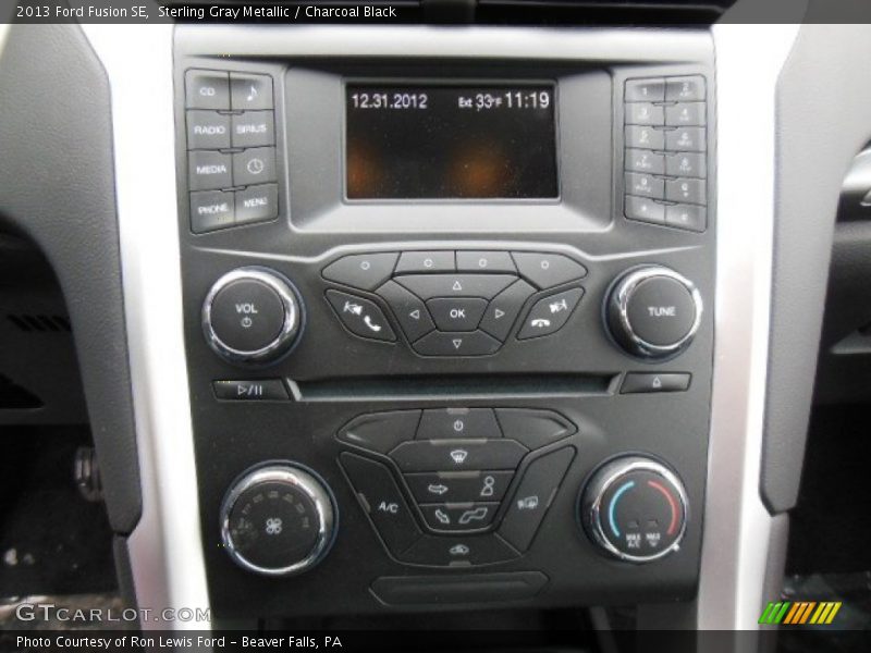 Sterling Gray Metallic / Charcoal Black 2013 Ford Fusion SE